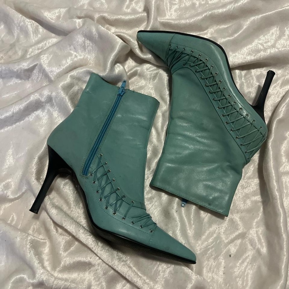 VTG y2K Kaya lace up stiletto boots size 7 boho punk Streetwear party festivals